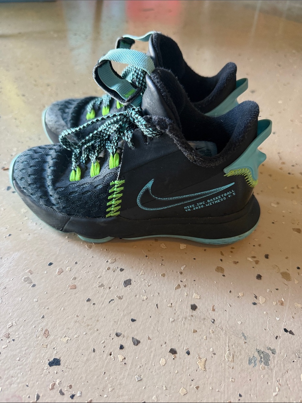 Nike LeBron Witness 5 in the "Black Light Blue Fury" colorway Youth 12C